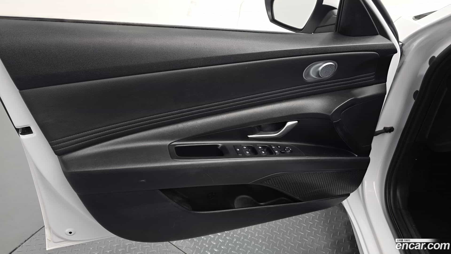 AVANTE Hyundai 2021.3-INNER-036