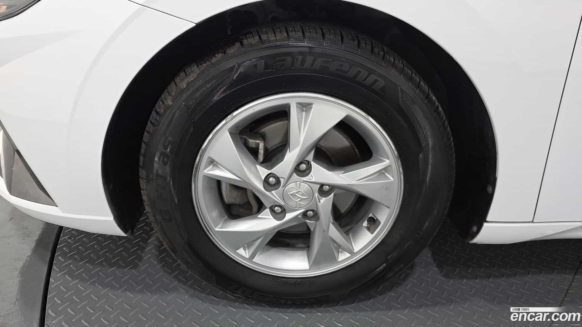 AVANTE Hyundai 2021.6-OUTER-005