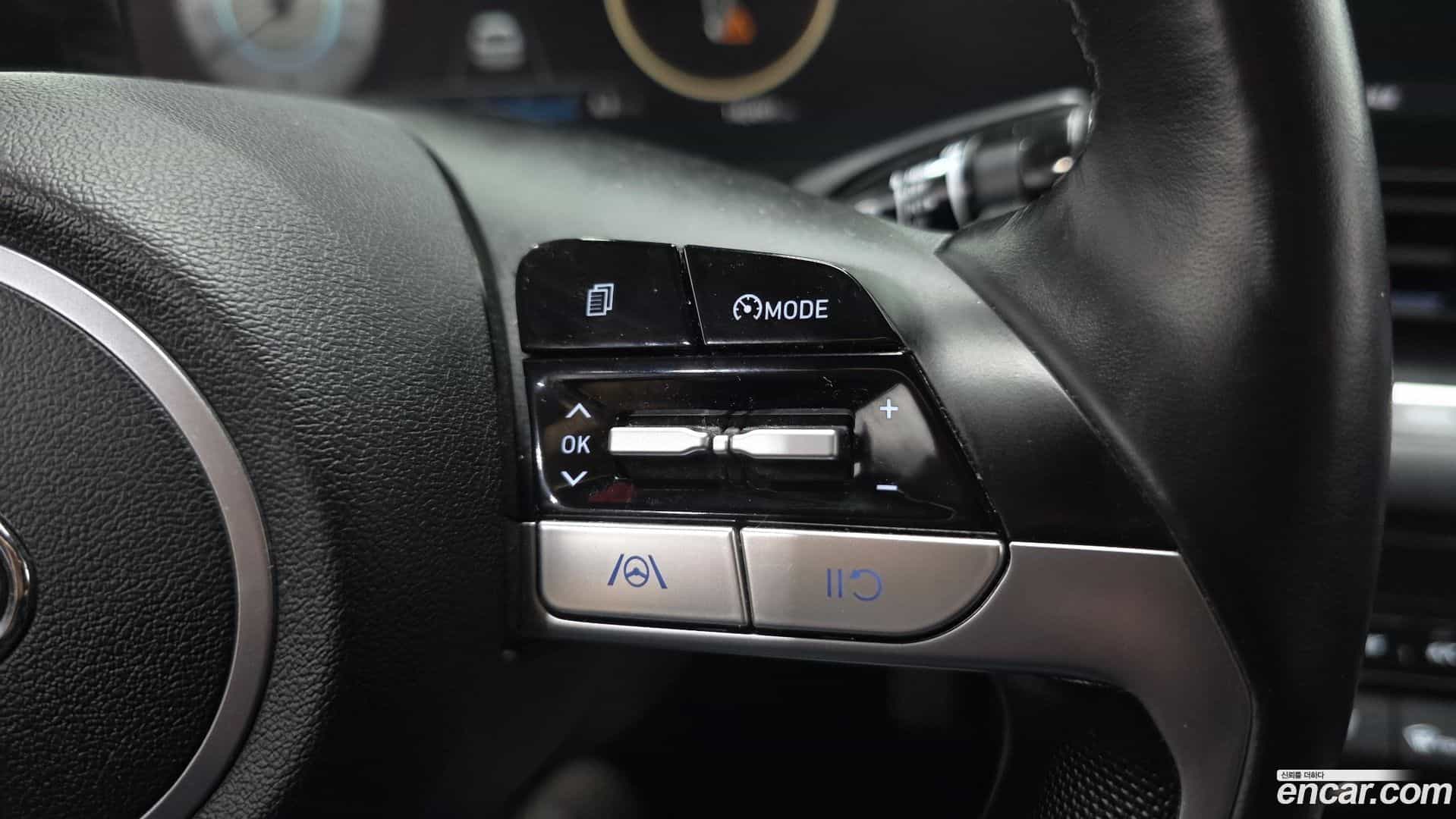 AVANTE Hyundai 2021.6-OPTION-018