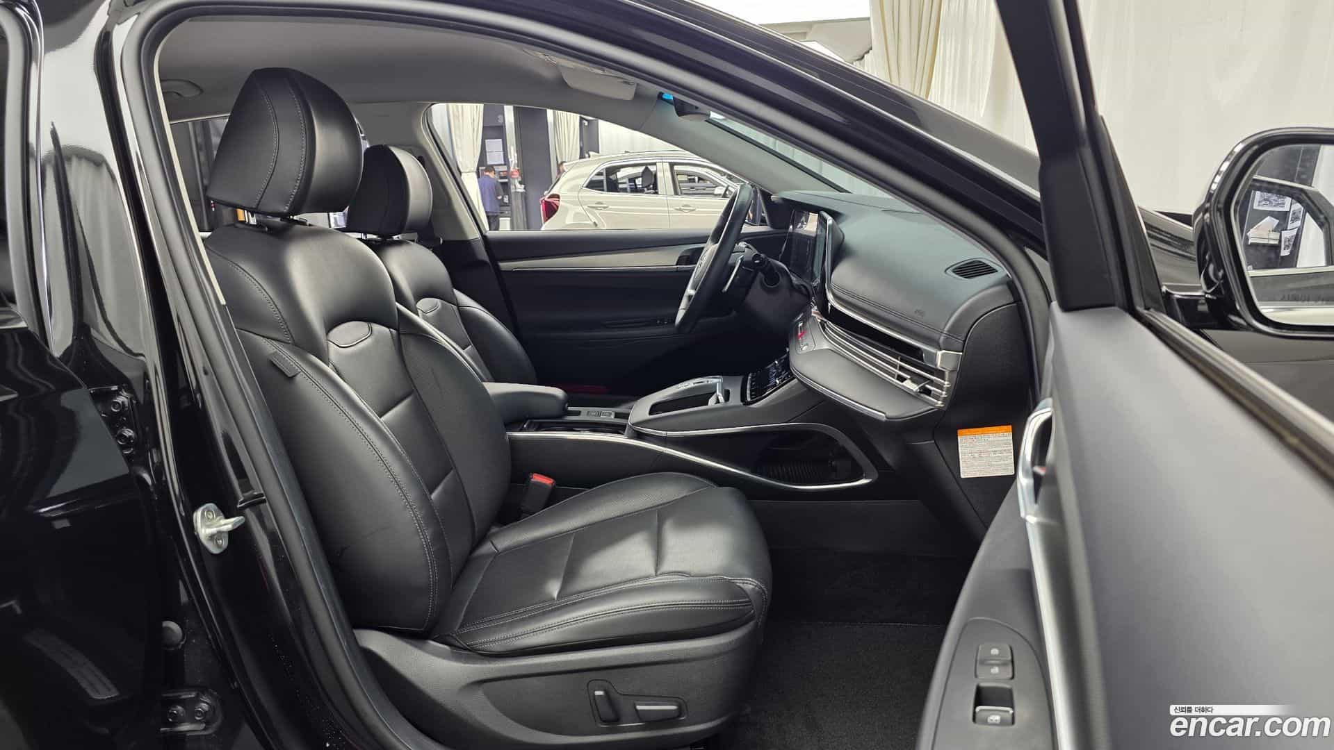 Grandeur Hyundai 2021.9-OPTION-015