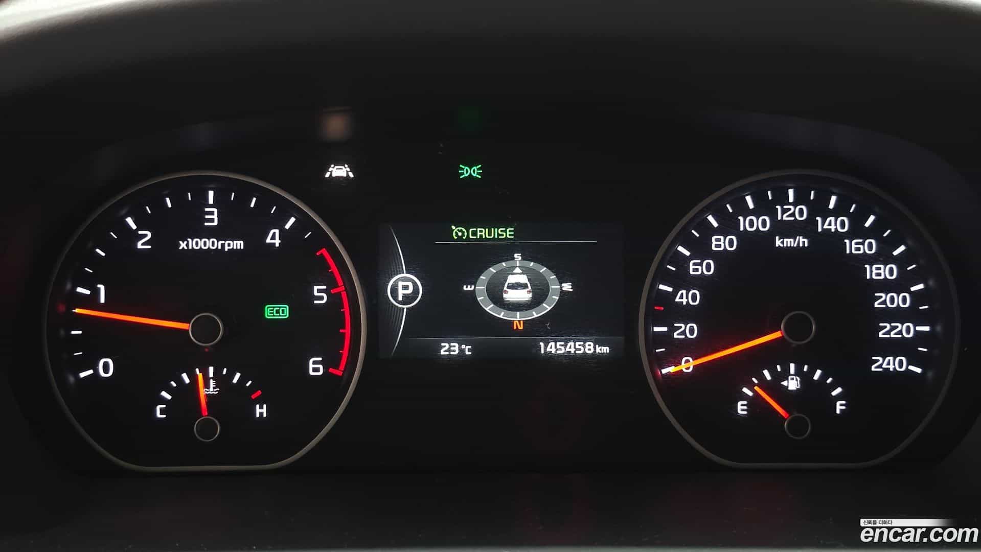 Mohave Kia 2016.5-INNER-008