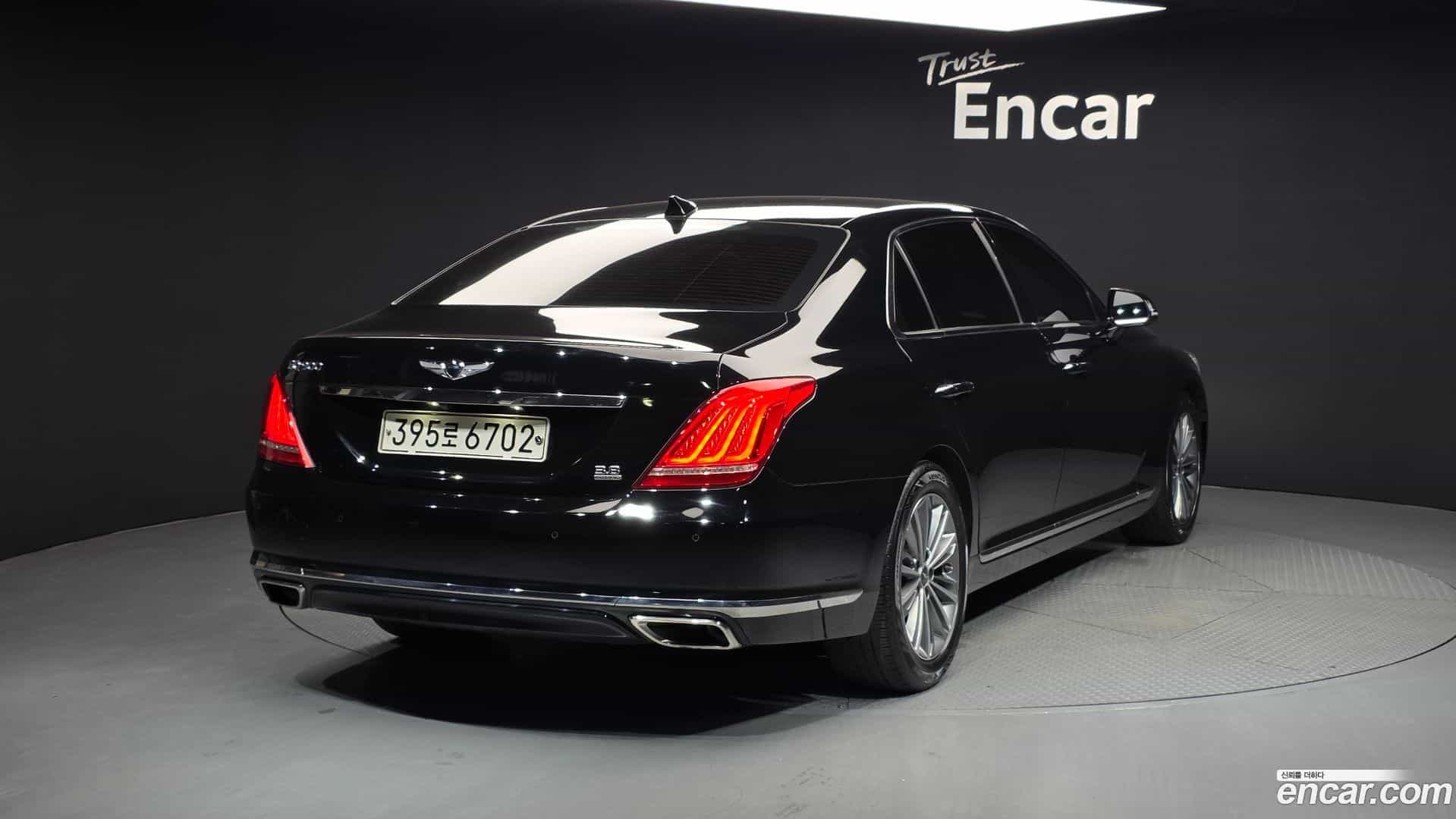 EQ900 Genesis 2016.6-OUTER-002