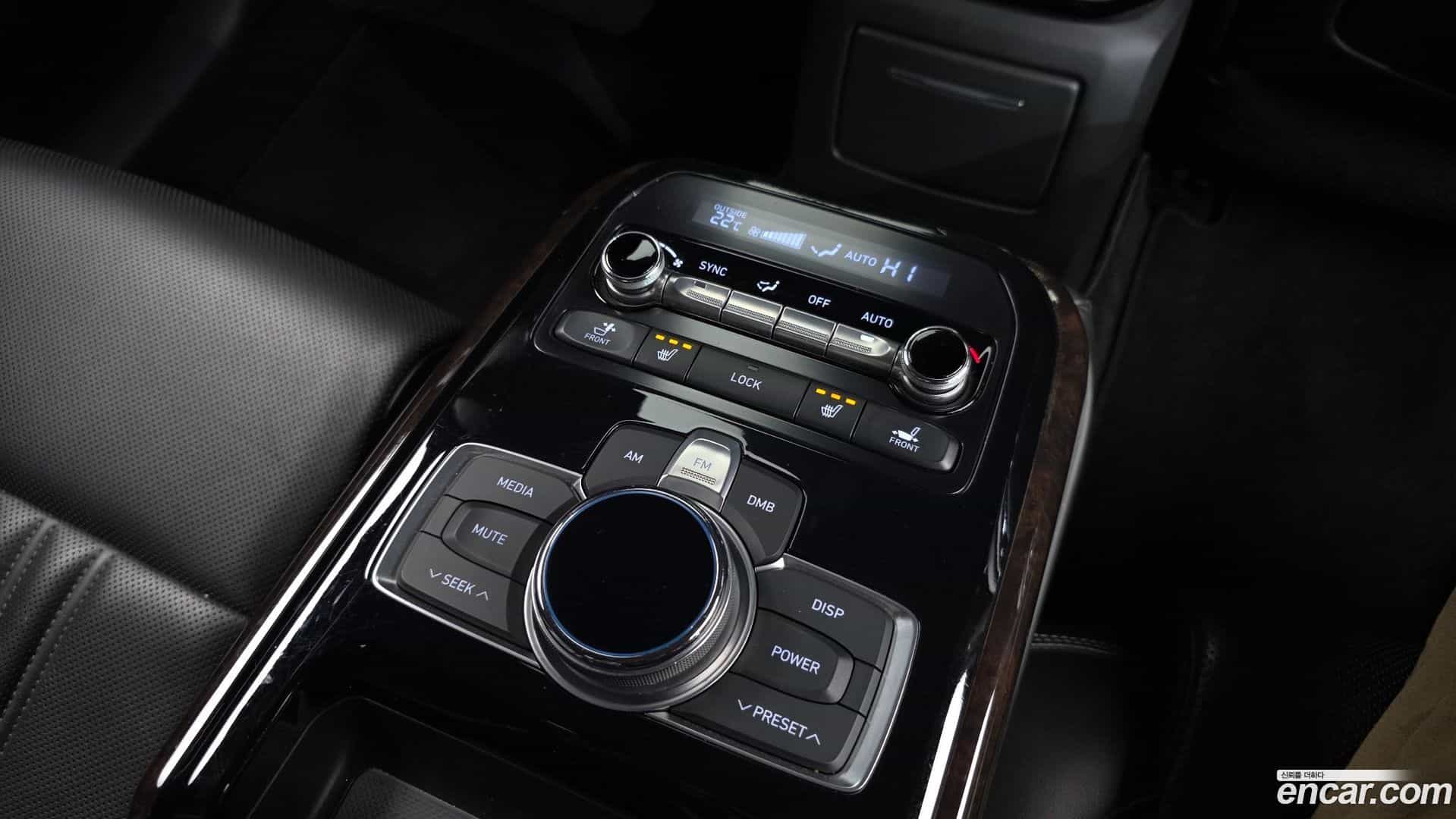 EQ900 Genesis 2016.6-OPTION-022