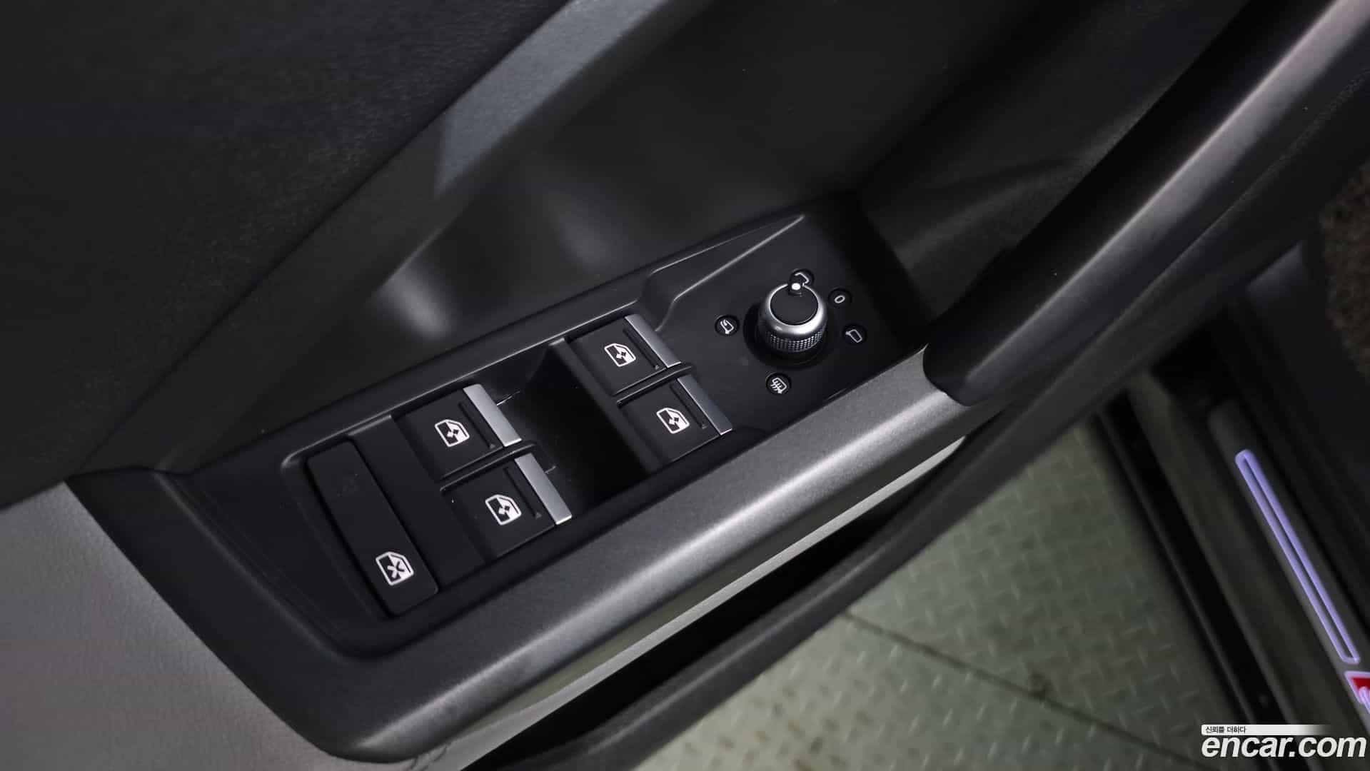 Q3 Audi 2023.7-OPTION-041