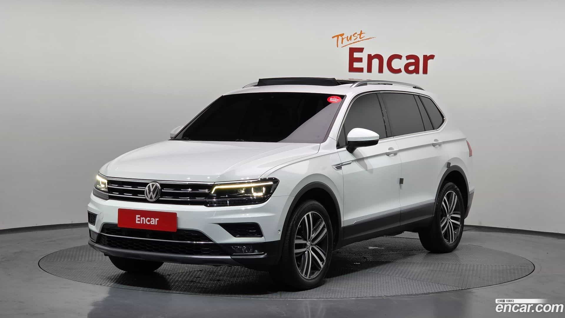Tiguan Volkswagen 2018.6-OUTER-001