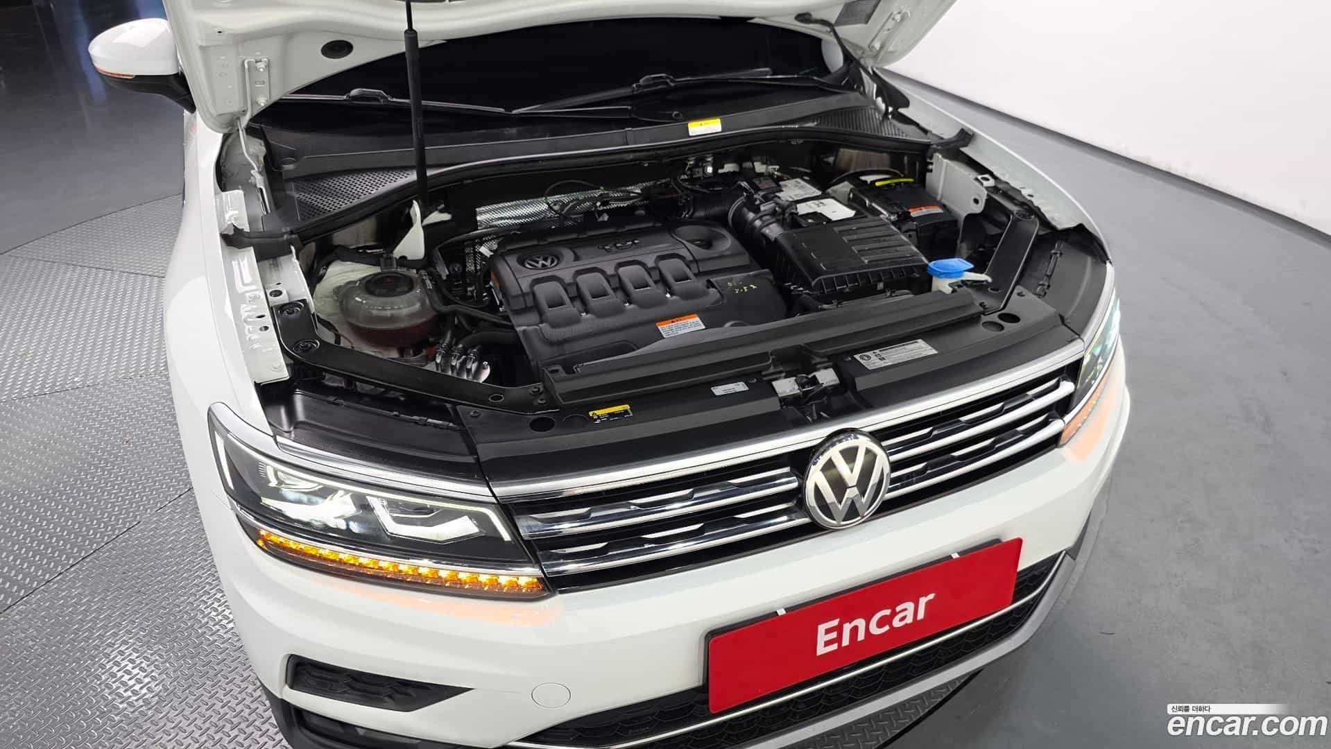Tiguan Volkswagen 2018.6-OUTER-006