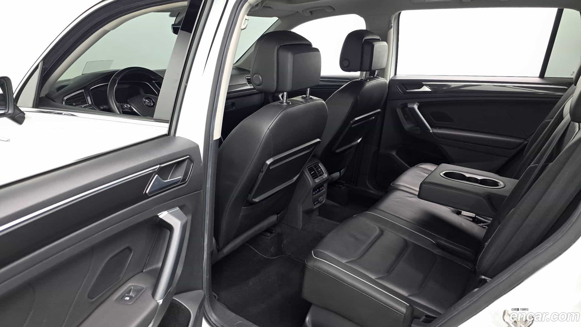Tiguan Volkswagen 2018.6-OPTION-016