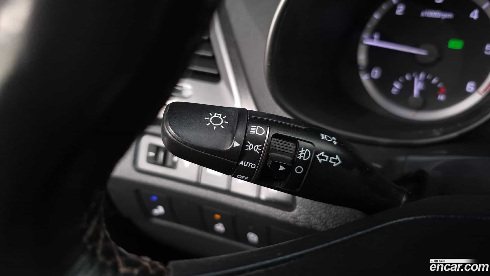 Santafe Hyundai 2017.6-OPTION-047