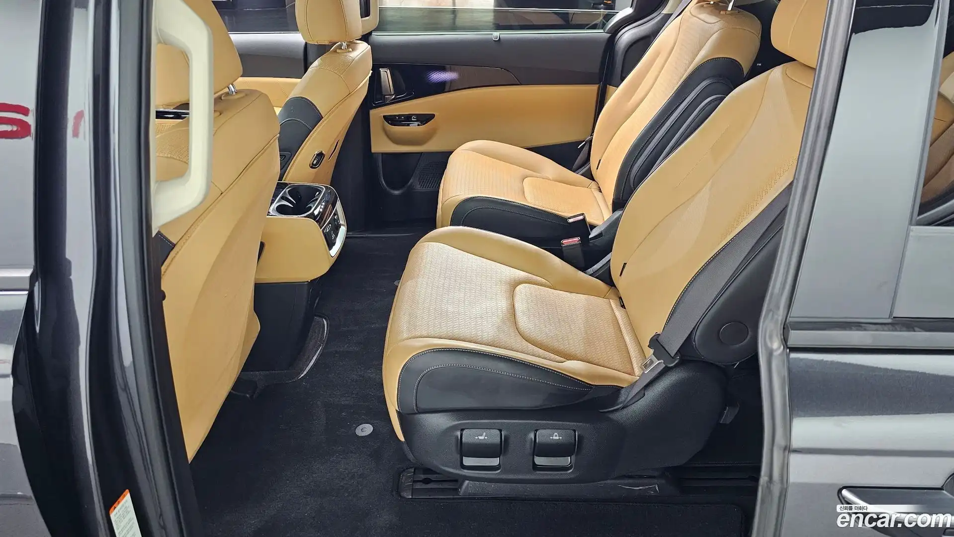 Canival Kia 2023.7-OPTION-015
