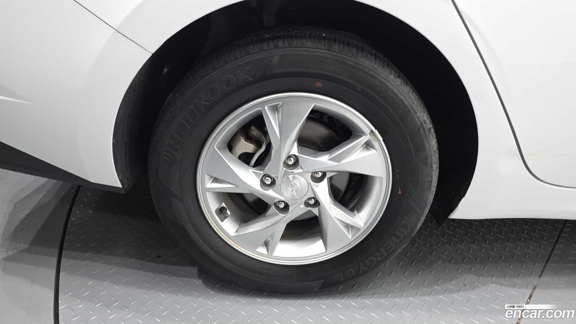 AVANTE Hyundai 2022.3-OUTER-005