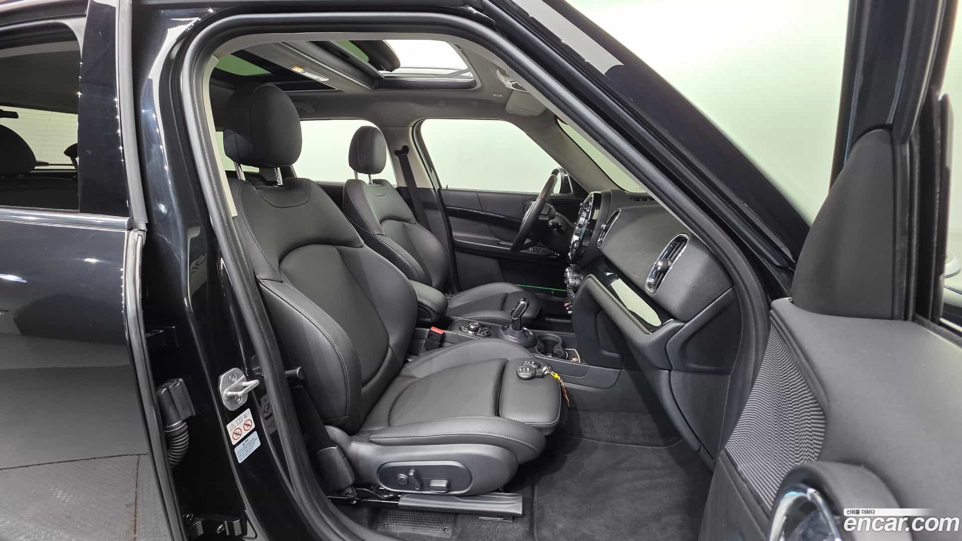 Countryman Mini 2023.7-INNER-010