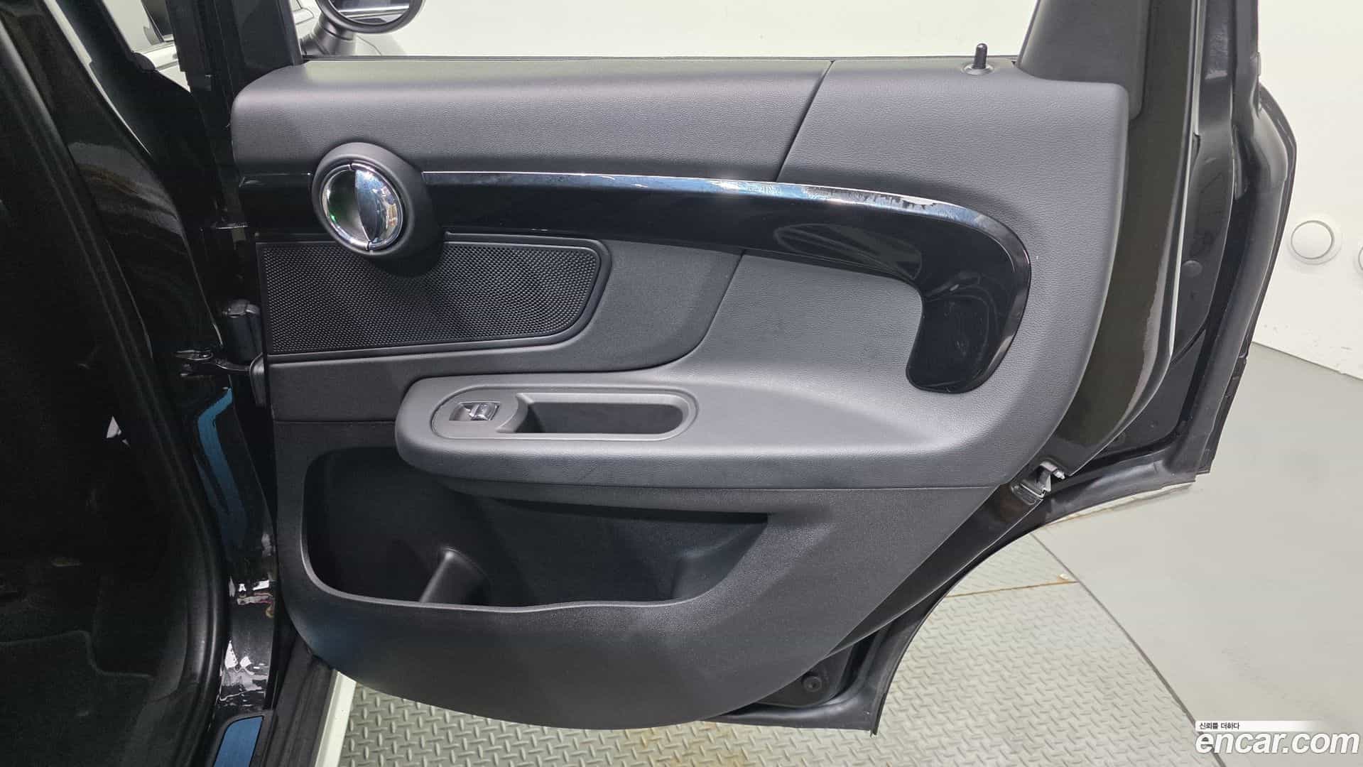 Countryman Mini 2023.7-INNER-035