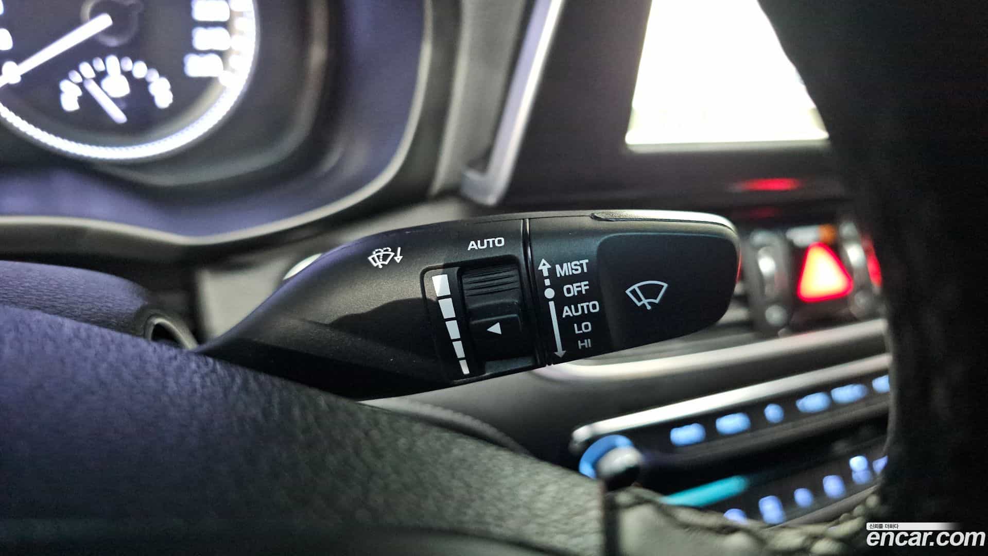 Grandeur Hyundai 2017.0-OPTION-018