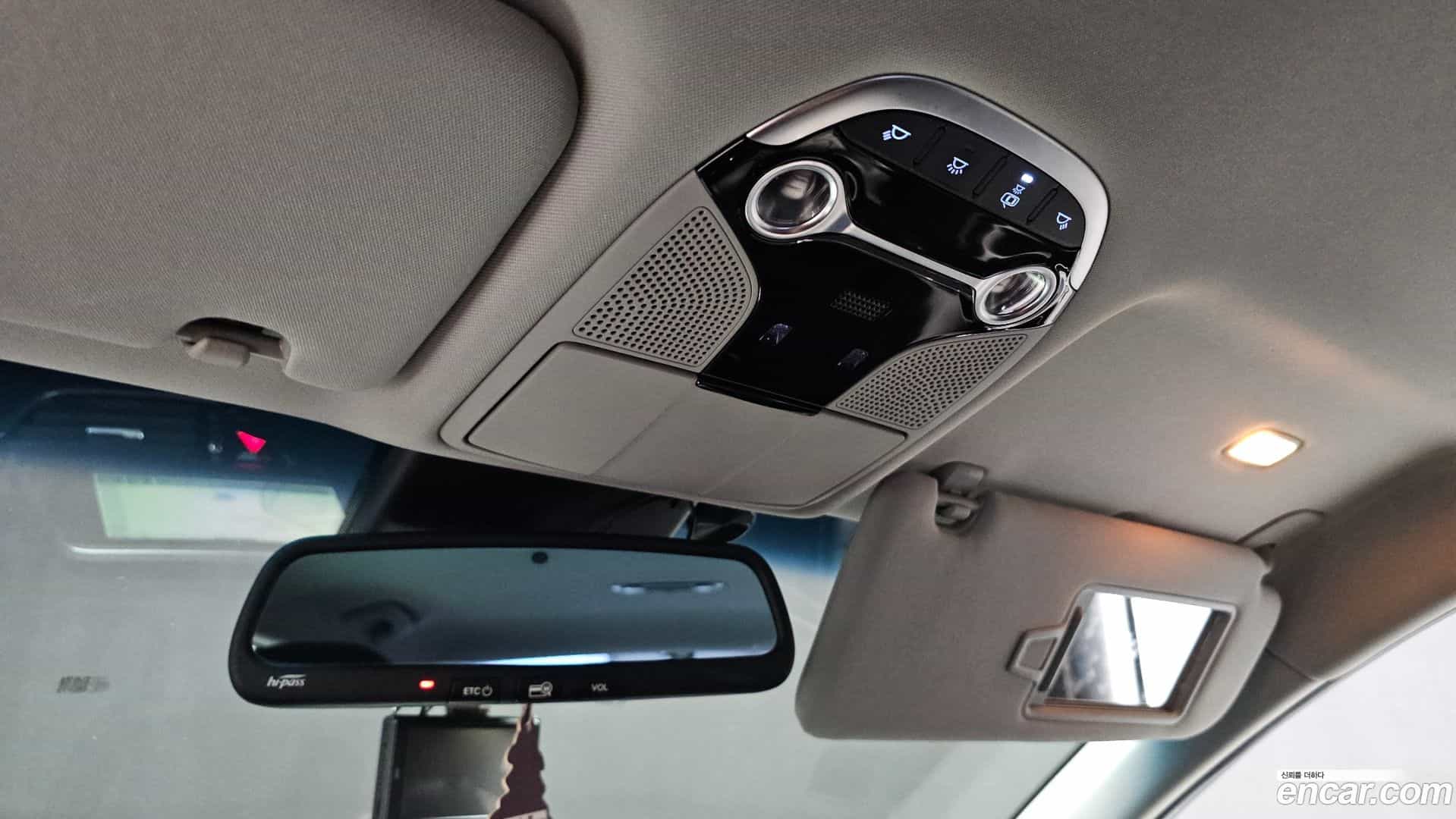 Grandeur Hyundai 2017.0-OPTION-021