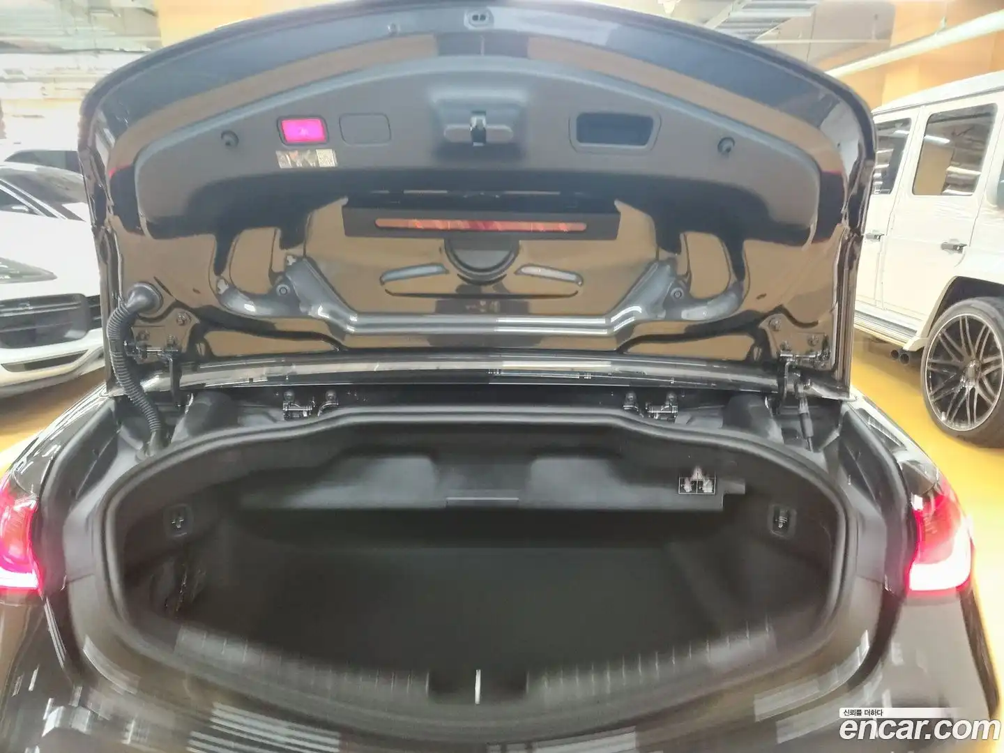 CLE-Class Mercedes-Benz 2026.0-INNER-007