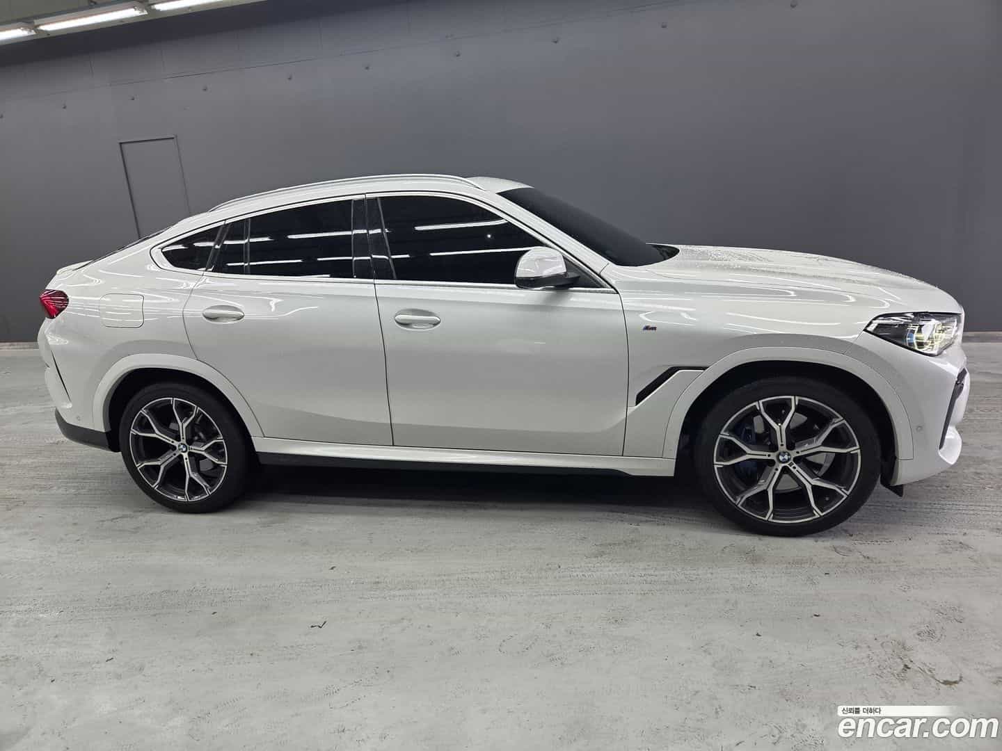 X6 BMW 2022.5-OUTER-002