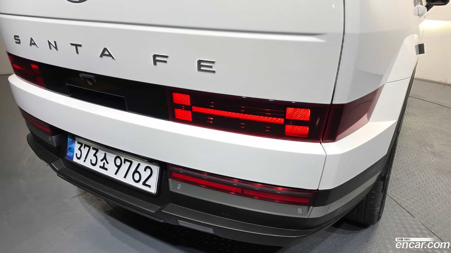 Santafe Hyundai 2024.2-OUTER-033