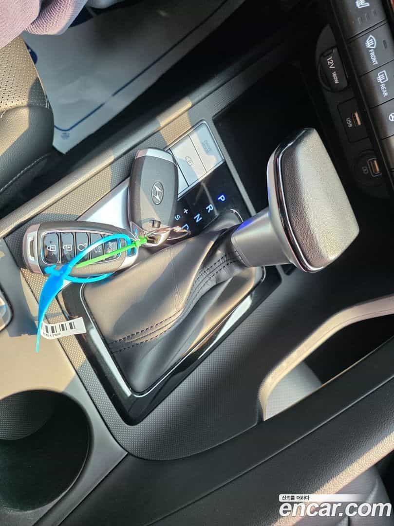 AVANTE Hyundai 2022.0-INNER-010