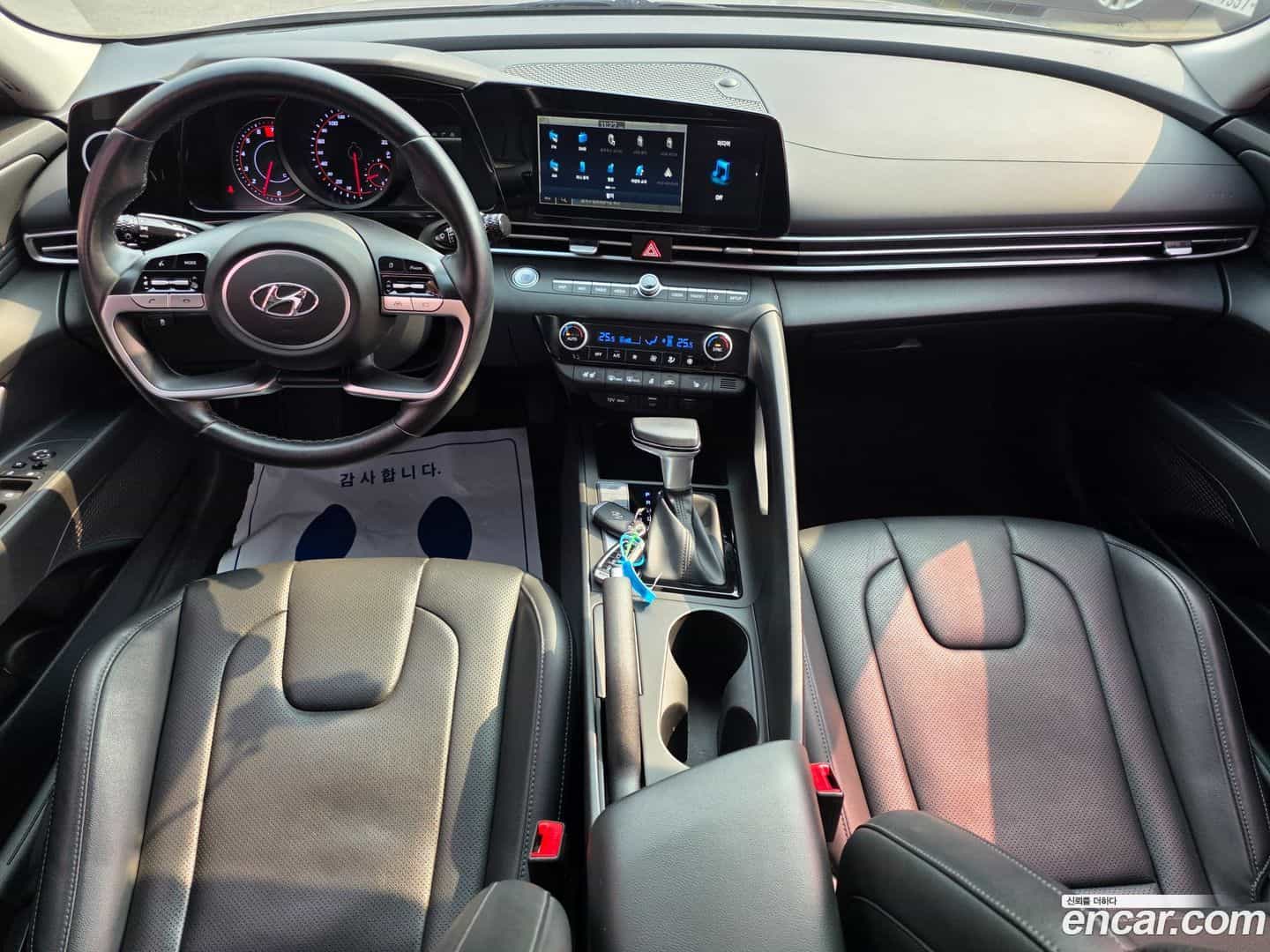 AVANTE Hyundai 2022.0-OPTION-015