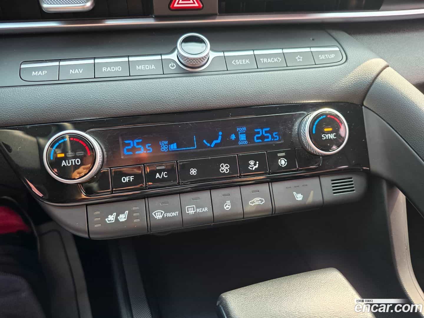 AVANTE Hyundai 2022.0-OPTION-023