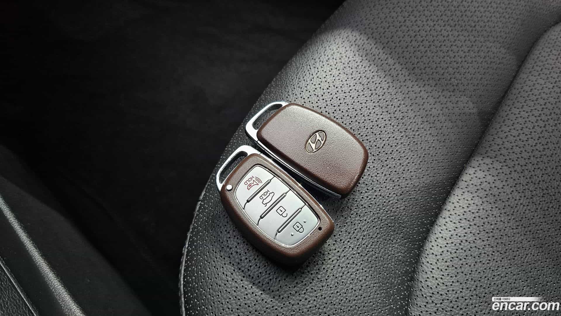 AVANTE Hyundai 2017.4-OPTION-019