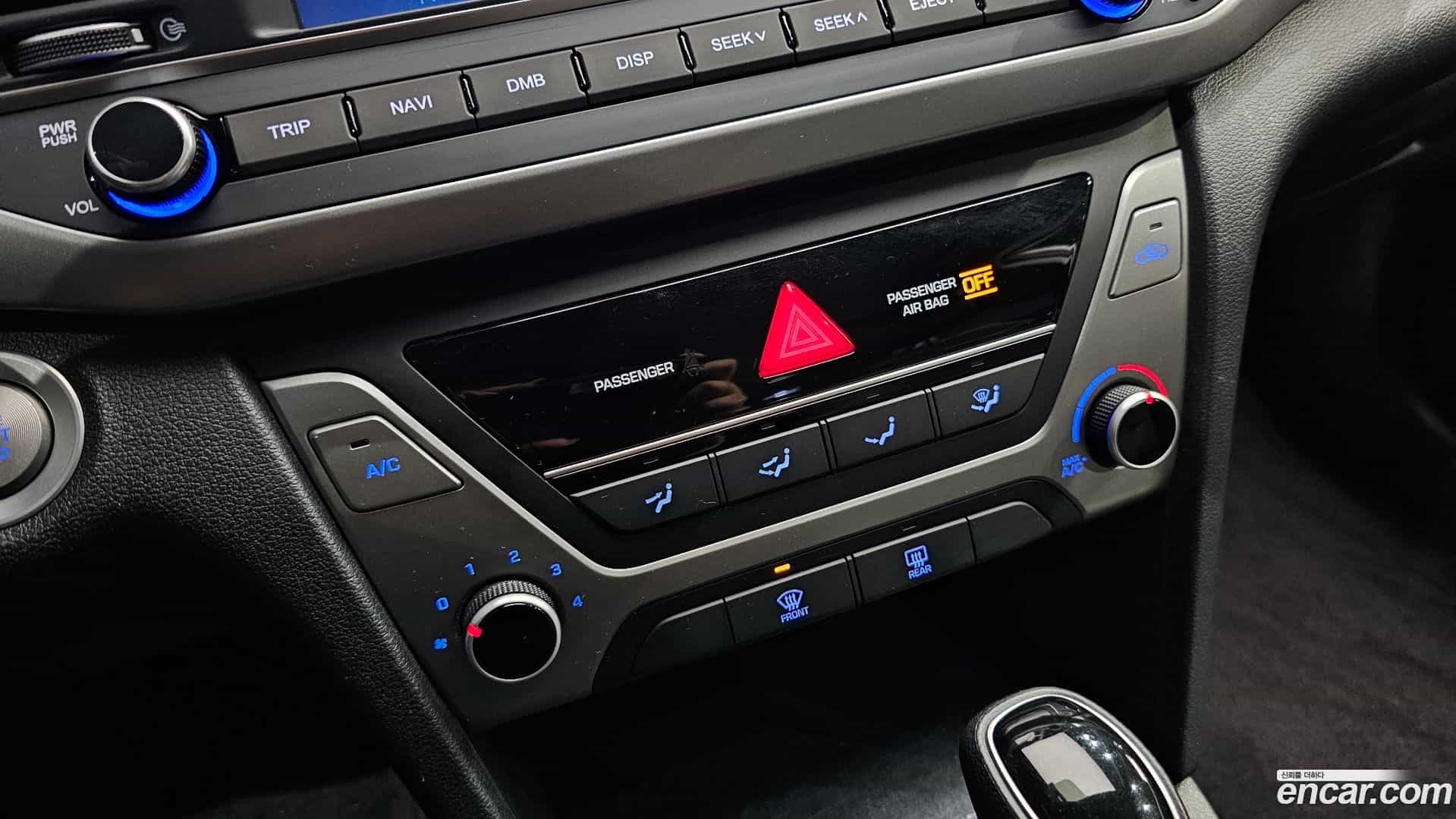 AVANTE Hyundai 2017.4-OPTION-040