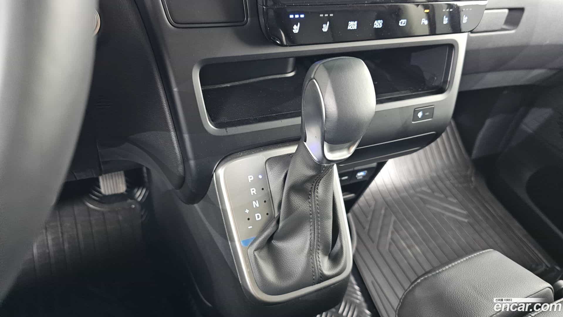Staria Hyundai 2024.11-INNER-009