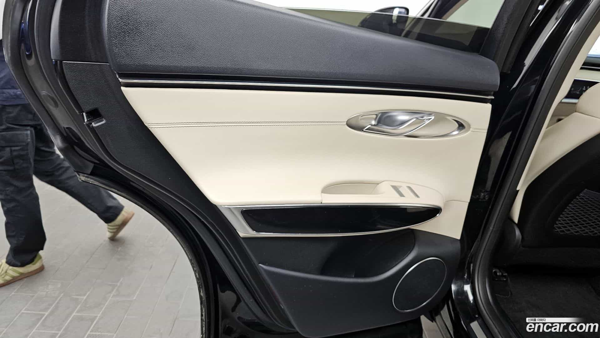 GV70 Genesis 2021.2-INNER-035
