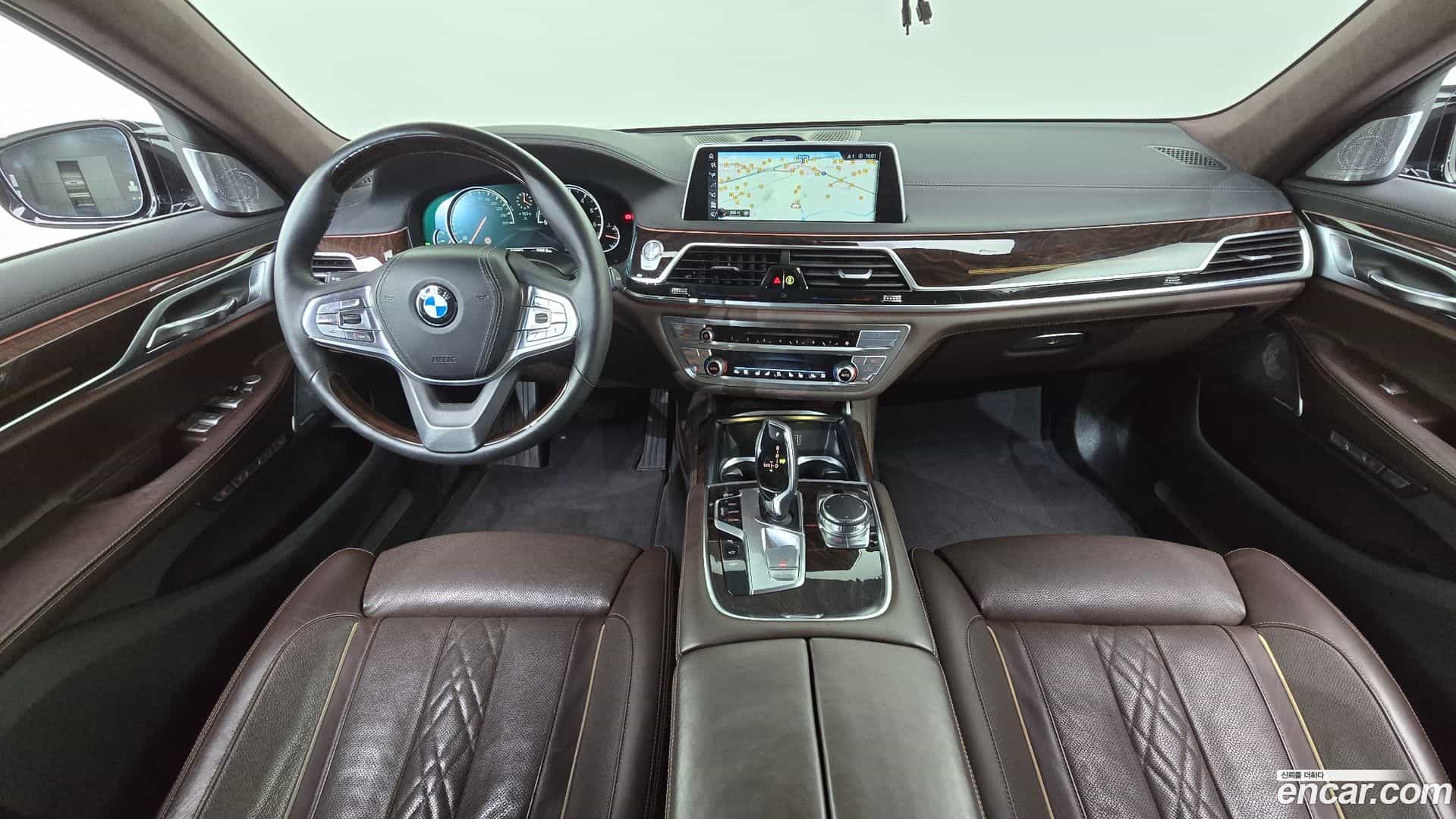 7-Series BMW 2016.11-INNER-007
