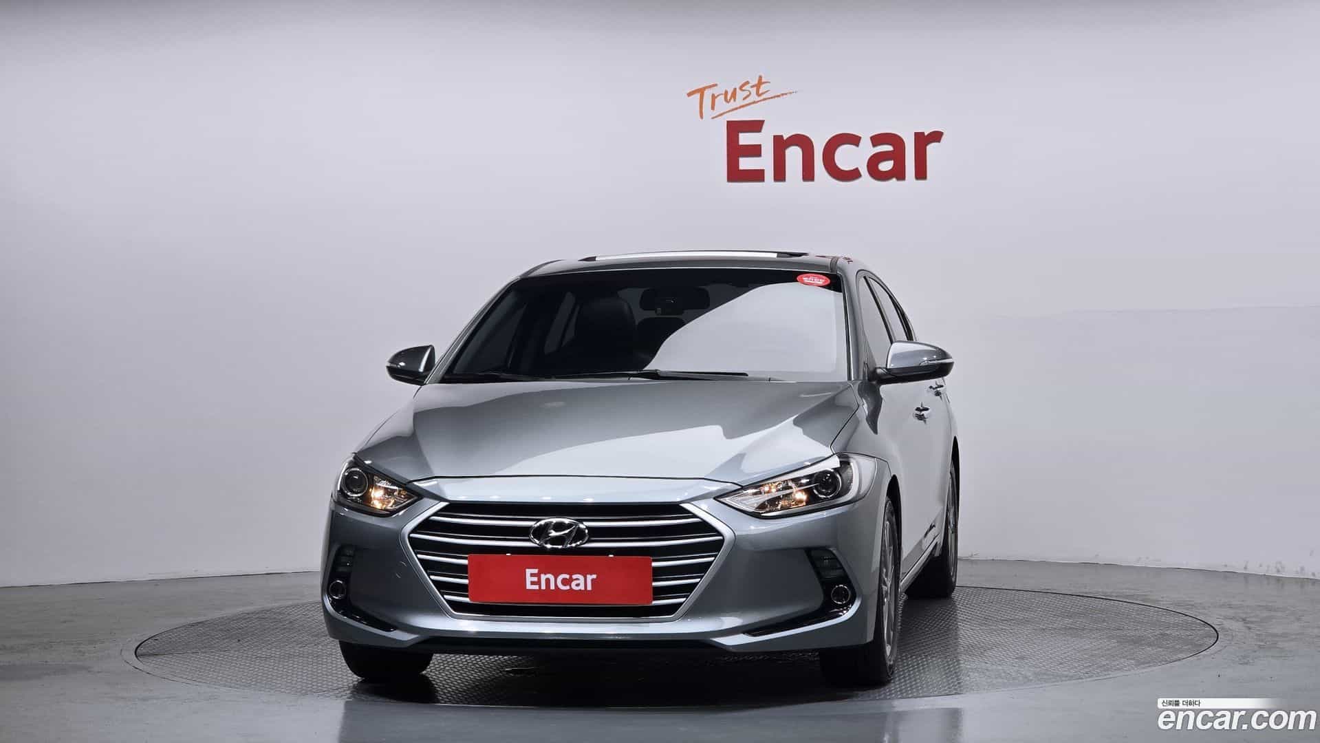 AVANTE Hyundai 2016.0-OUTER-003