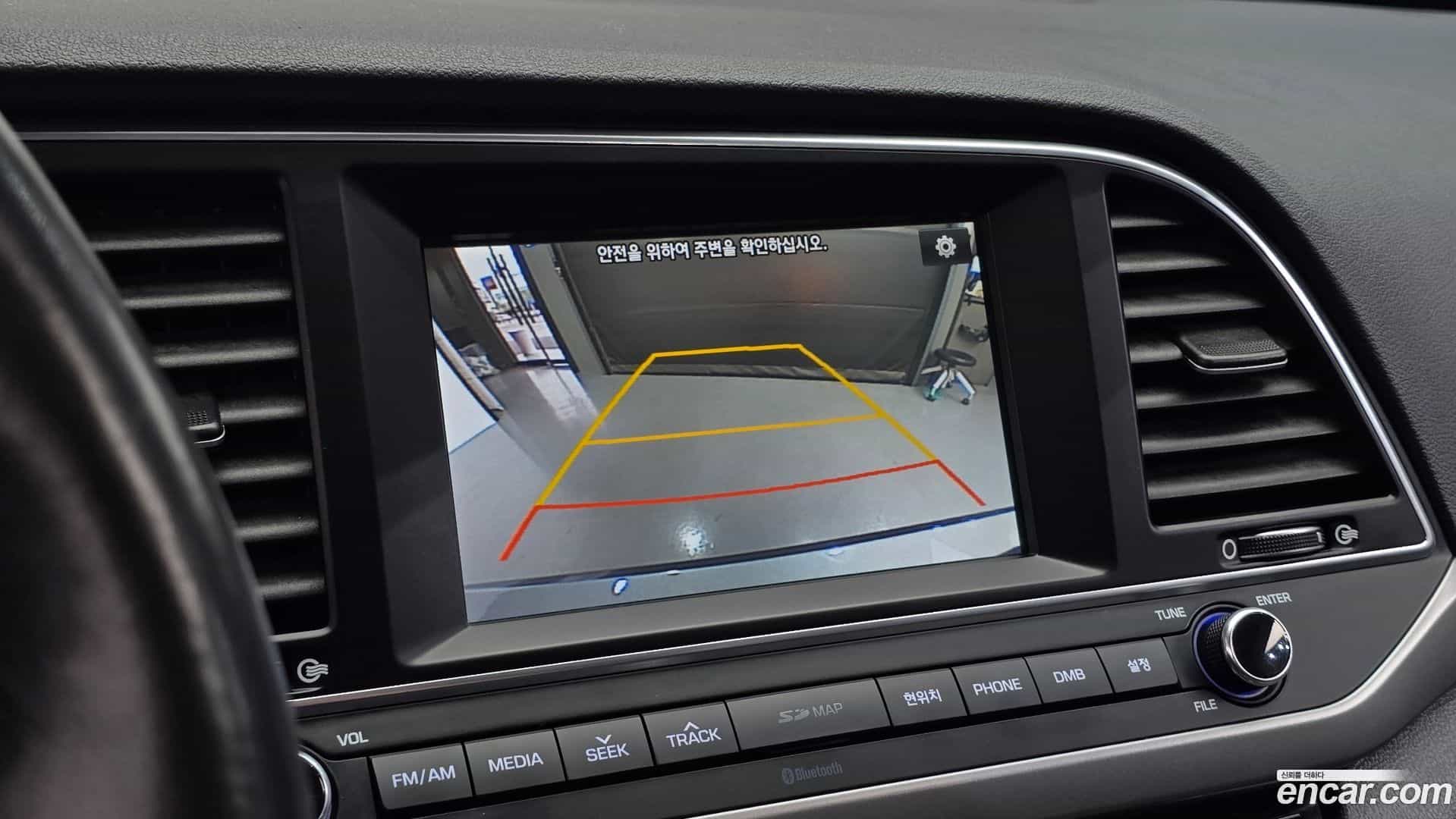 AVANTE Hyundai 2016.0-OPTION-018