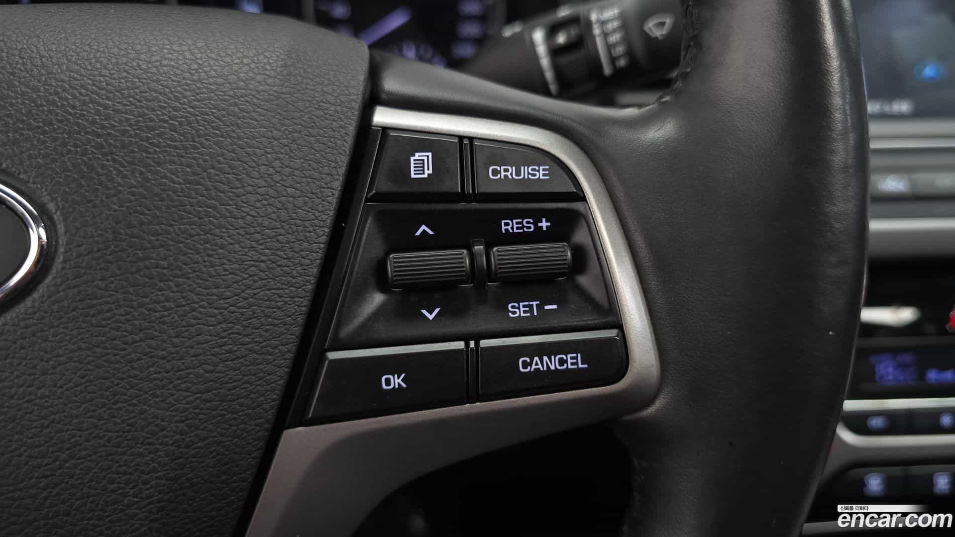 AVANTE Hyundai 2016.0-OPTION-021