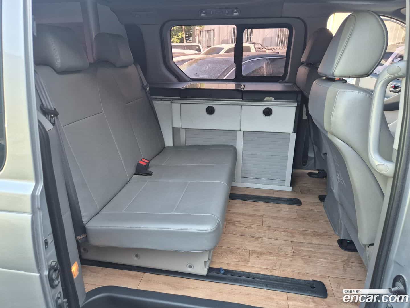 Starex Hyundai 2015.2-INNER-008