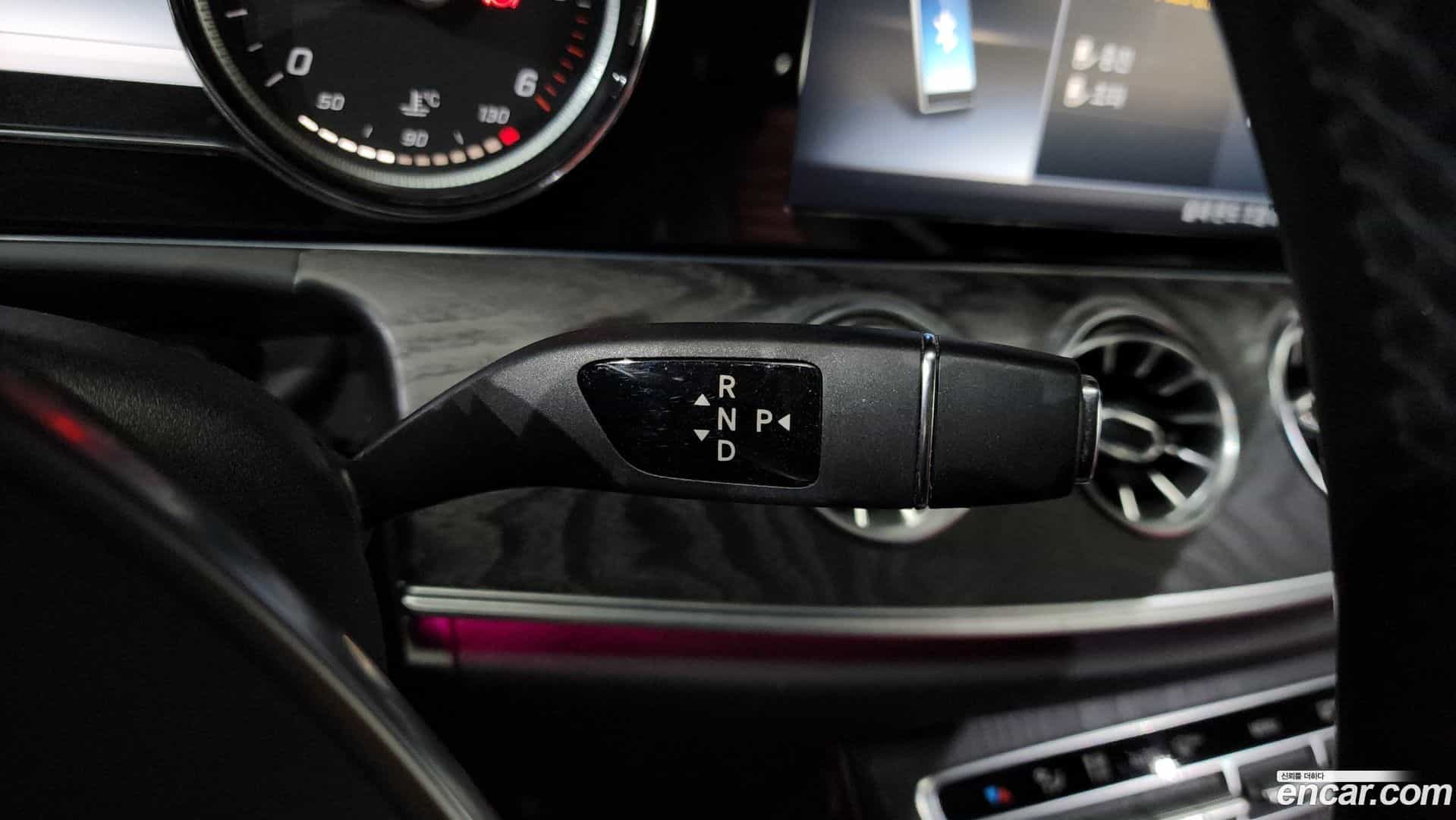 E-Class Mercedes-Benz 2018.9-INNER-009