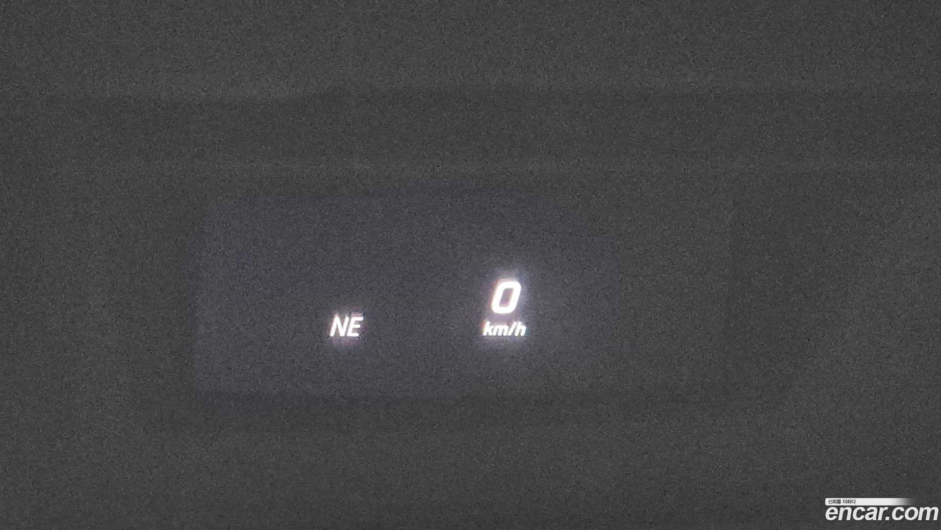 E-Class Mercedes-Benz 2018.9-OPTION-016