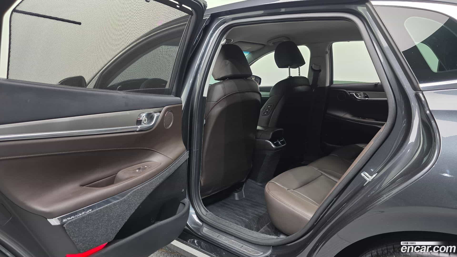 Grandeur Hyundai 2021.0-OPTION-020