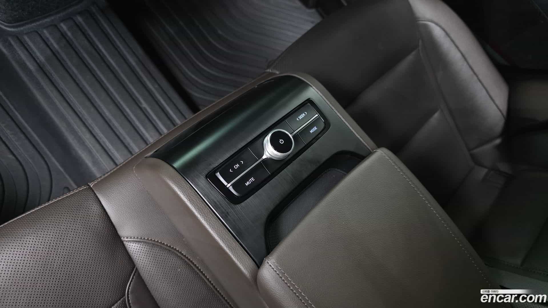 Grandeur Hyundai 2021.0-OPTION-042