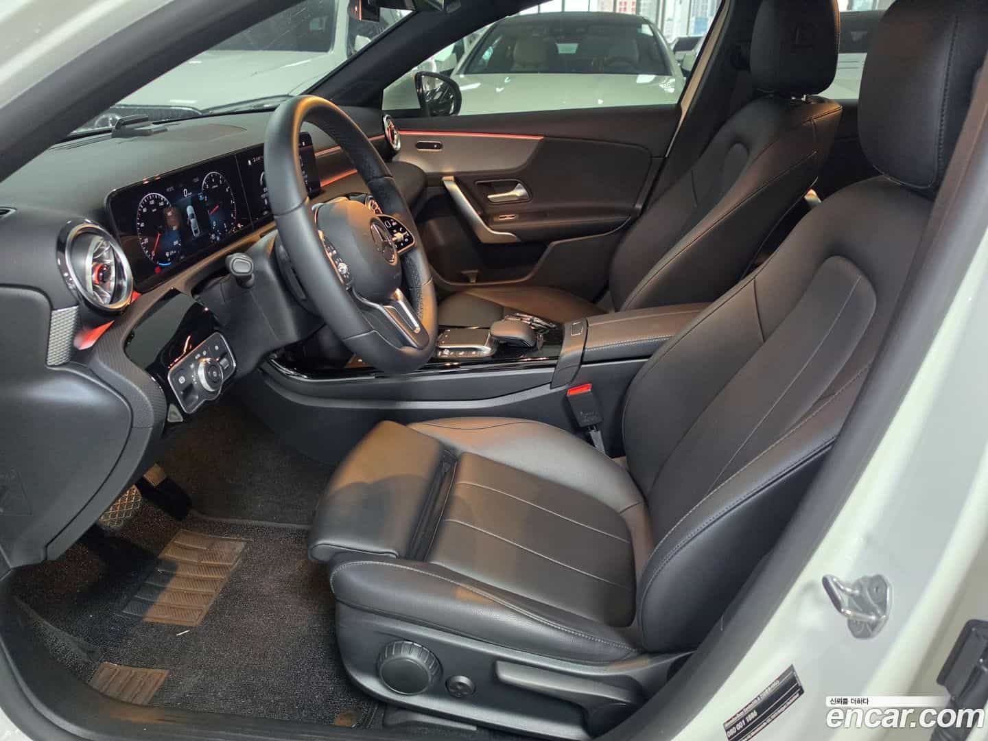 A-Class Mercedes-Benz 2022.8-OPTION-018
