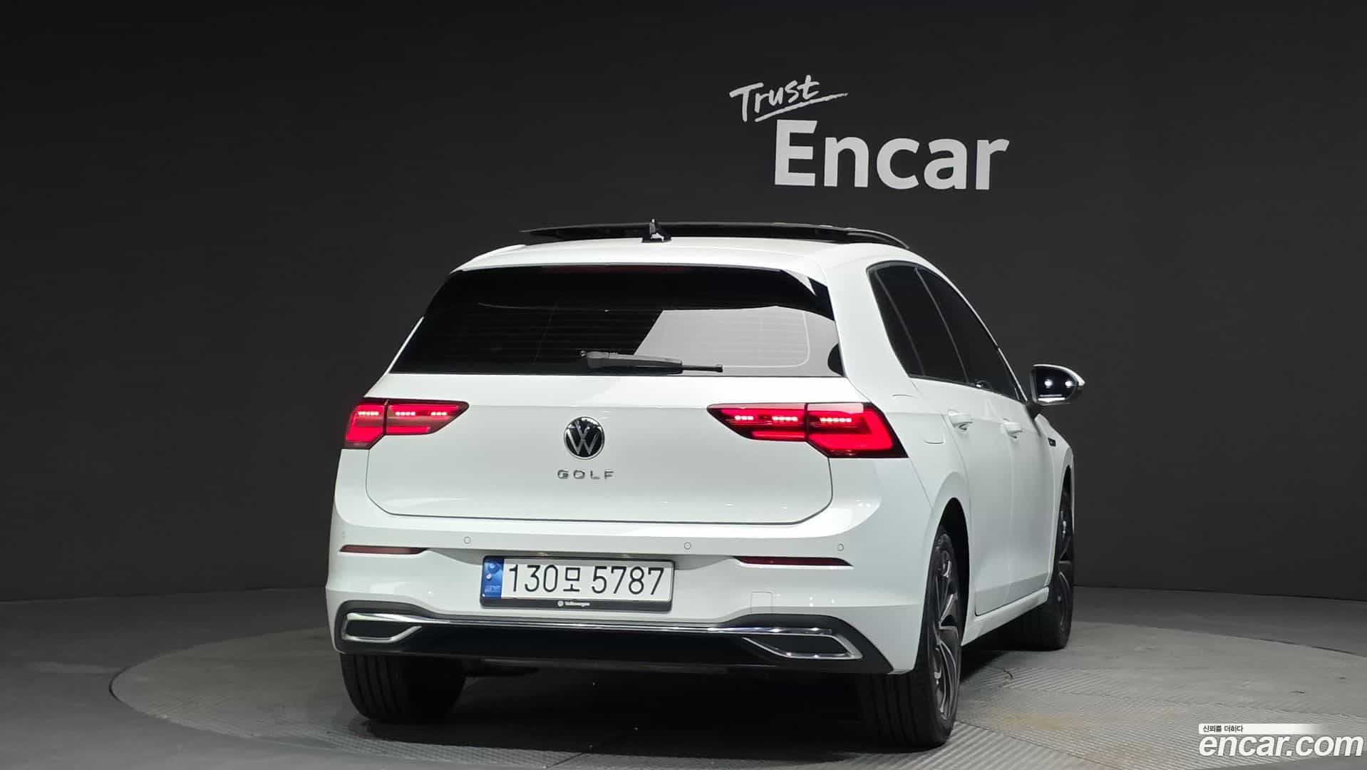 Golf Volkswagen 2023.4-OUTER-004