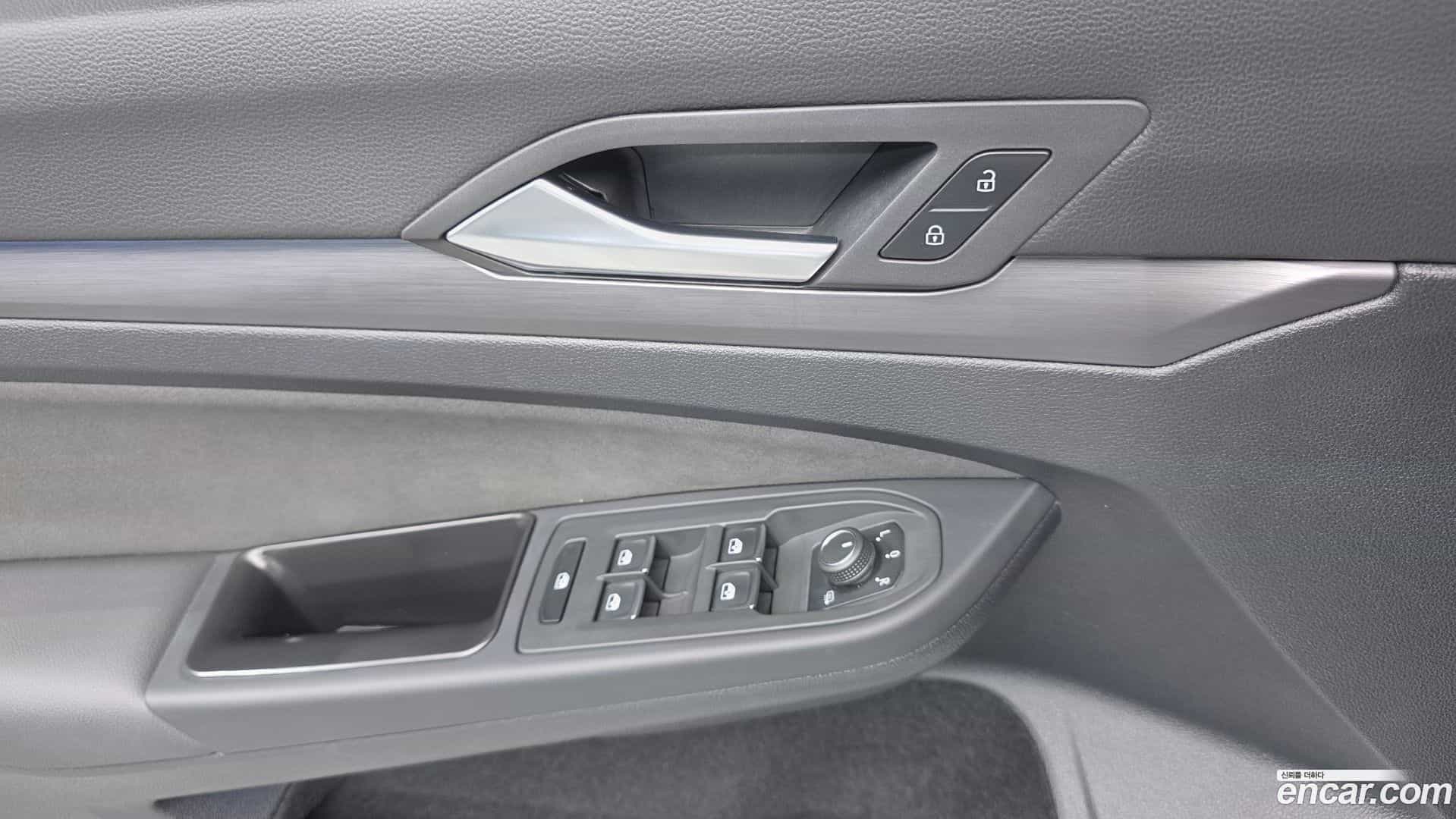 Golf Volkswagen 2023.4-OPTION-017