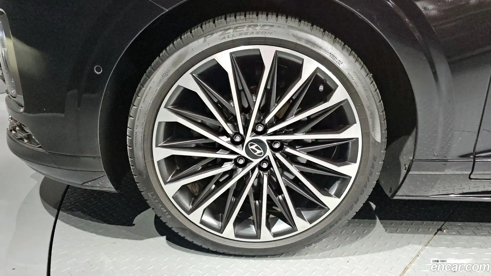 Grandeur Hyundai 2024.10-OUTER-005