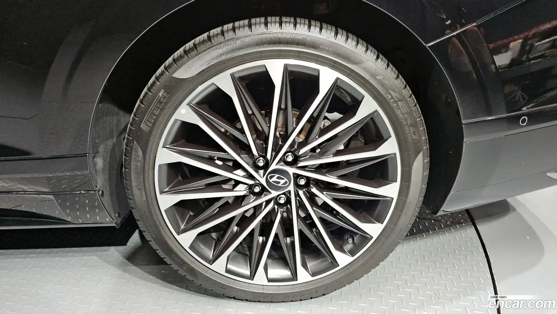 Grandeur Hyundai 2024.10-OUTER-031