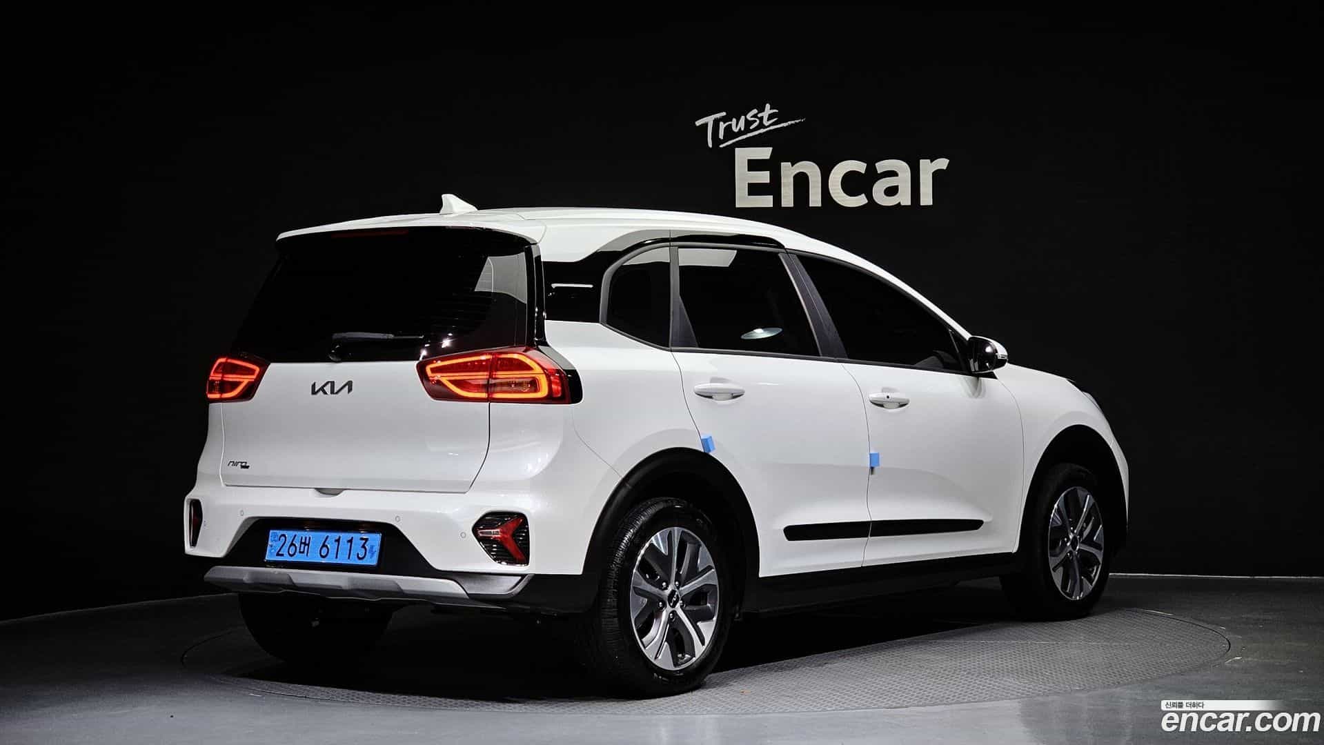 Niro Kia 2023.2-OUTER-002