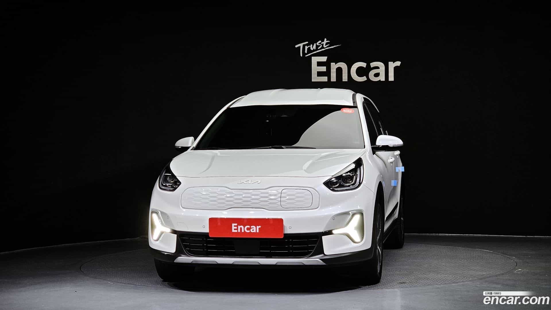 Niro Kia 2023.2-OUTER-003