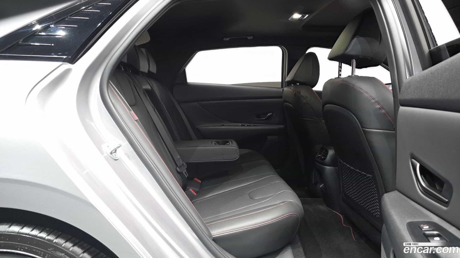 AVANTE Hyundai 2025.8-OPTION-015