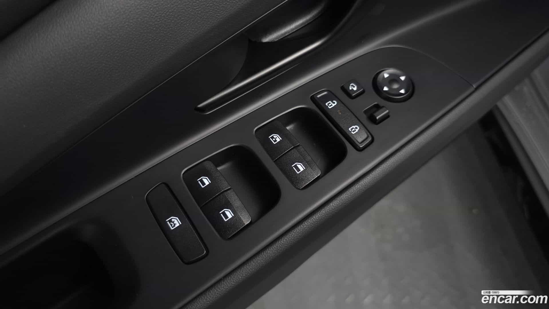 AVANTE Hyundai 2025.8-OPTION-043