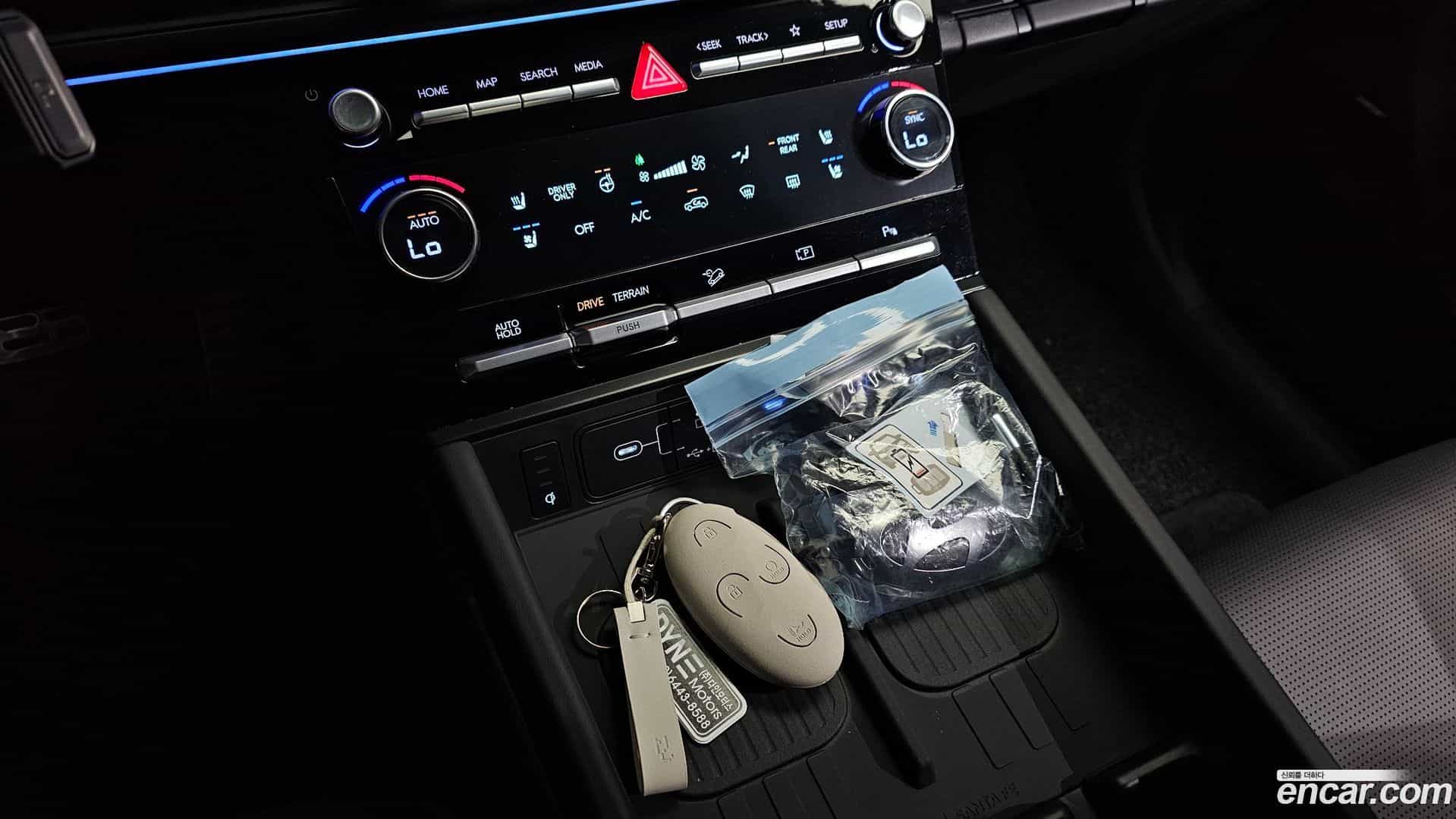Santafe Hyundai 2025.6-OPTION-043
