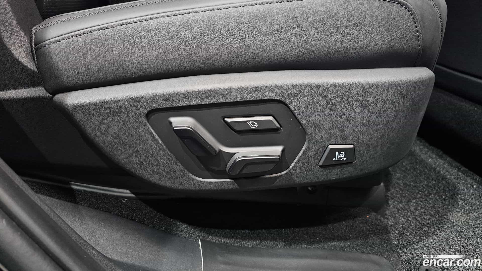 Santafe Hyundai 2025.6-OPTION-046