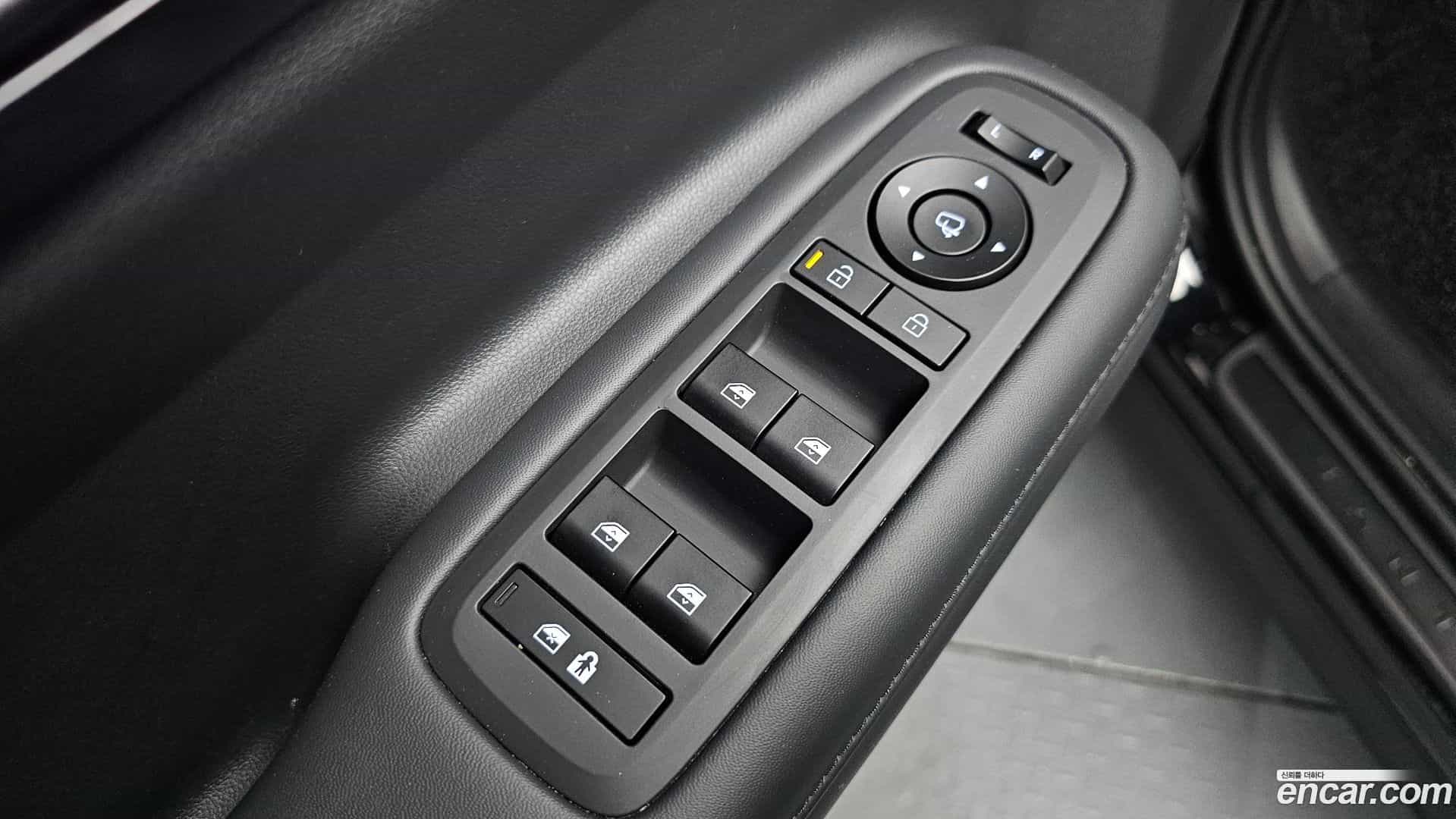 Santafe Hyundai 2025.6-OPTION-049