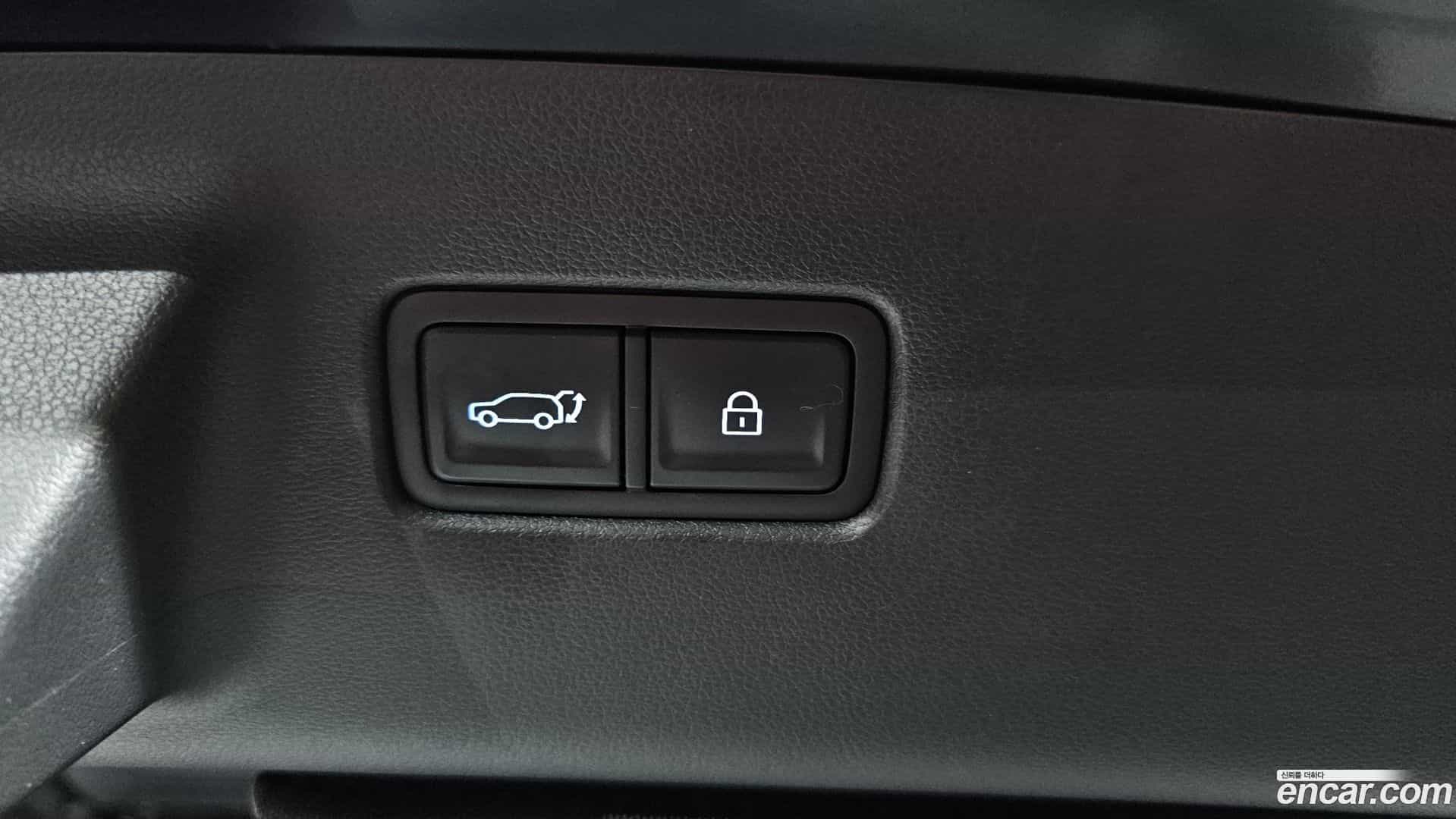 Santafe Hyundai 2025.6-OPTION-050